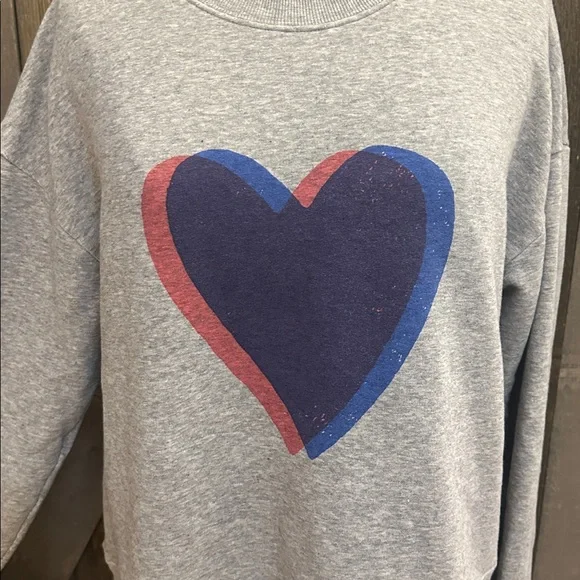 Evereve Gray Heart Graphic Sweatshirt Pima Cotton Crewneck Pullover M - Picture 2 of 10